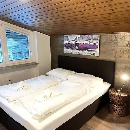 Apartment Penthouse 82 *